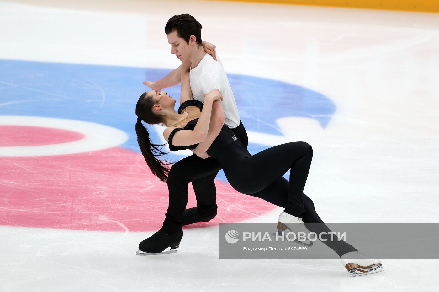 Фигурное катание. Финал КР. Танцы на льду. Ритмический танец