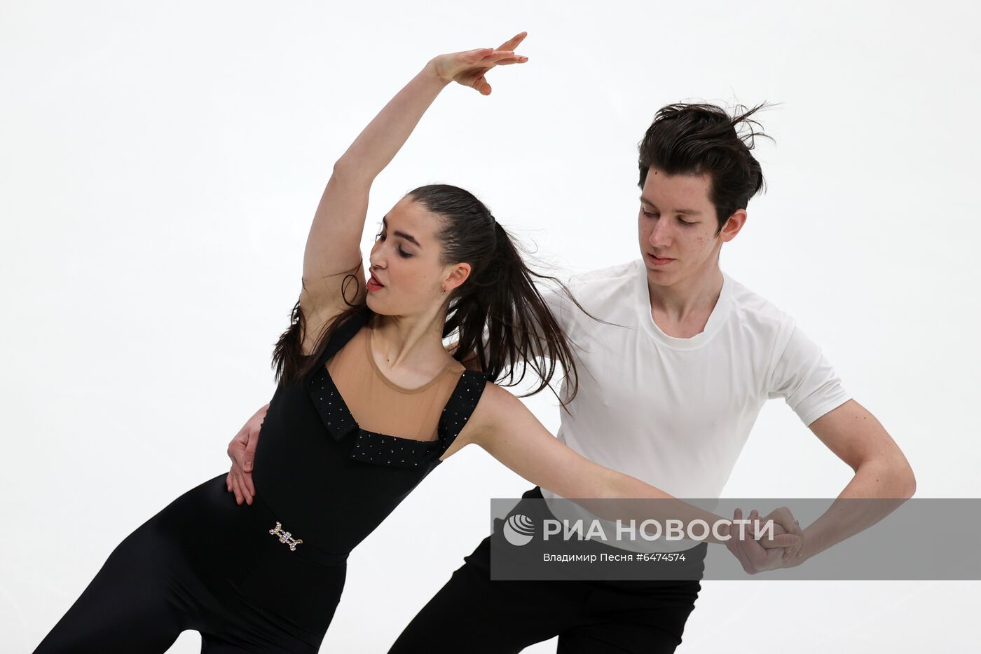 Фигурное катание. Финал КР. Танцы на льду. Ритмический танец