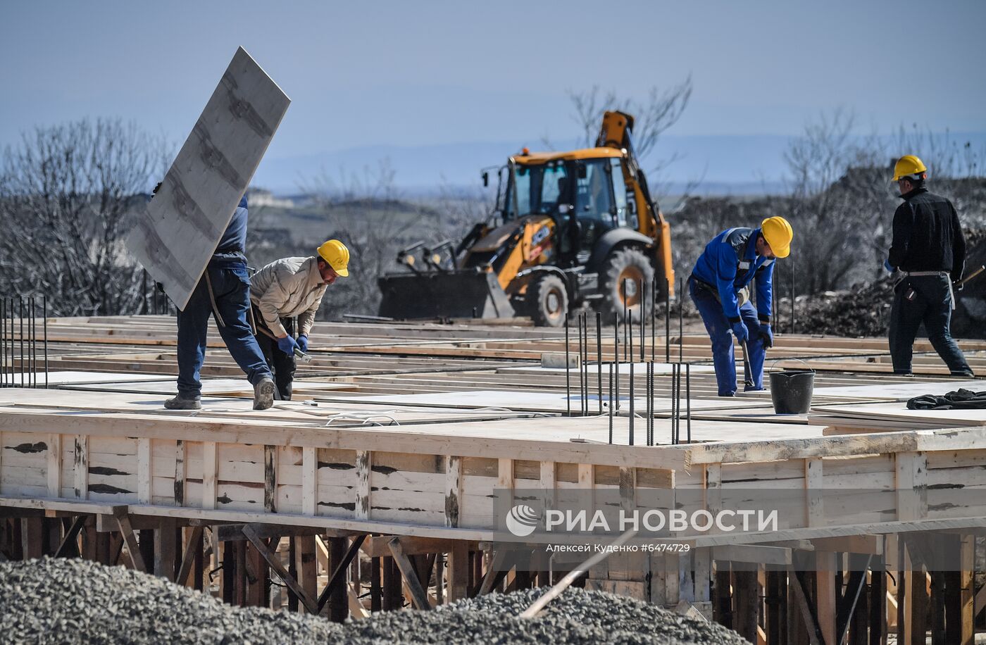 Строительство инфраструктурных объектов и разминирование территорий в Физулинском районе 