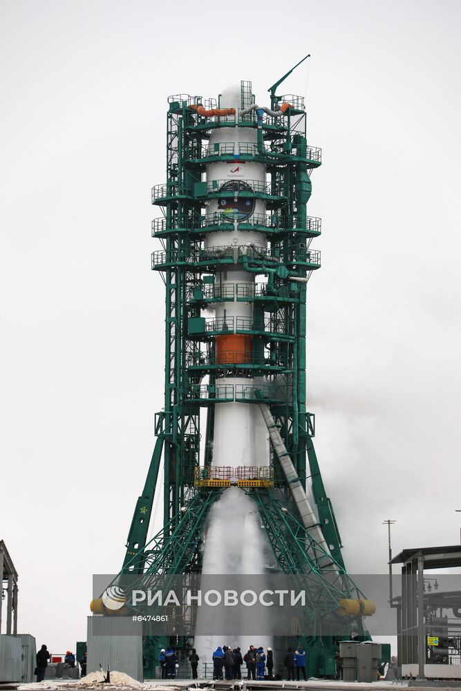 Старт РН "Союз-2.1б" с космическим аппаратом "Арктика-М"