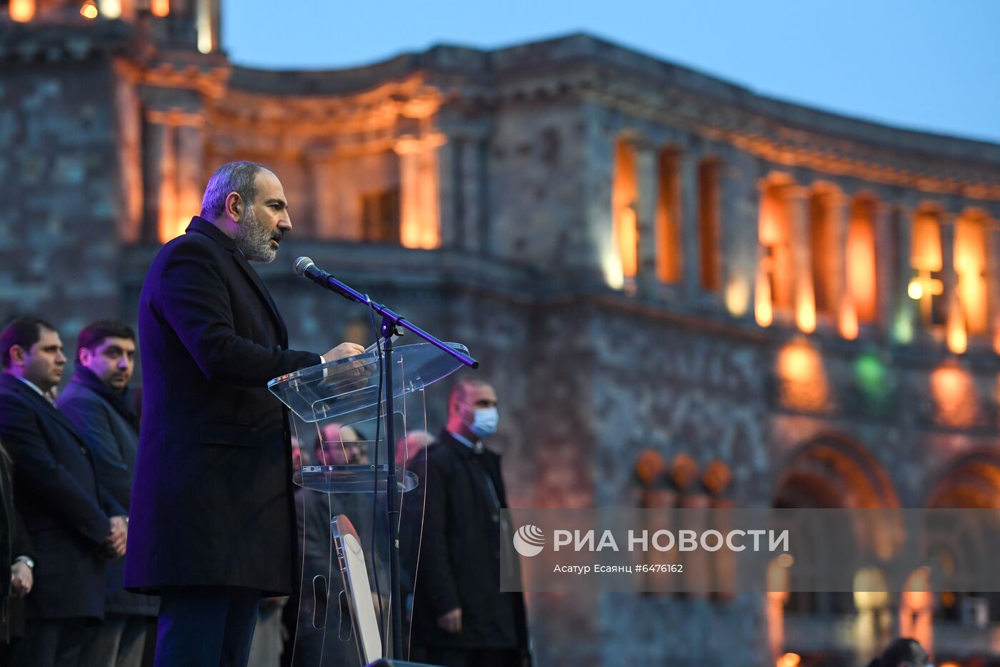 Акция сторонников премьер-министра Армении Н. Пашиняна в Ереване