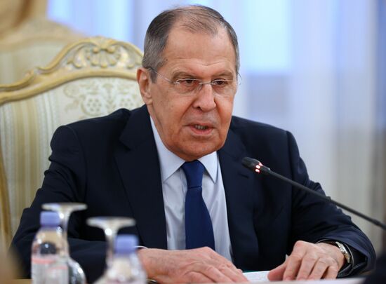 Встреча глав МИД РФ и Узбекистана С. Лаврова и А. Камилова