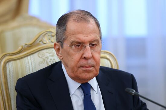 Встреча глав МИД РФ и Узбекистана С. Лаврова и А. Камилова