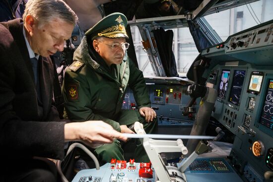 Рабочая поездка министра обороны РФ С. Шойгу в войска ЦВО