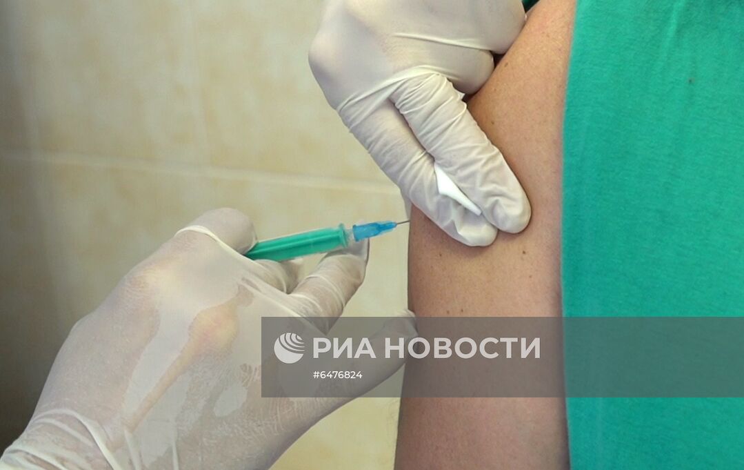 Клинические испытания вакцины "Спутник Лайт"