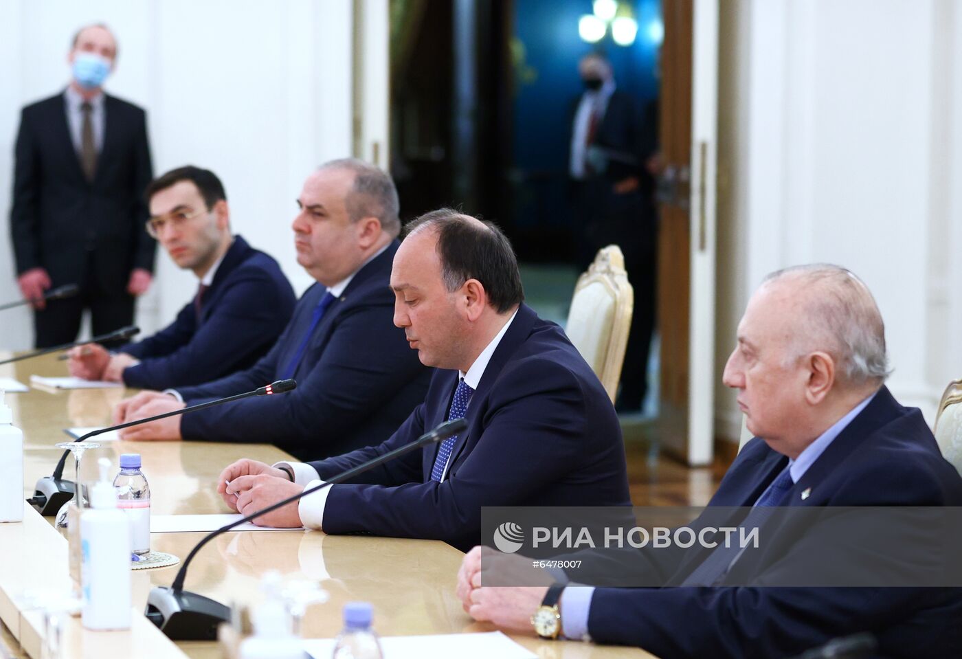 Встреча глав МИД РФ и Абхазии С. Лаврова и Д. Кове