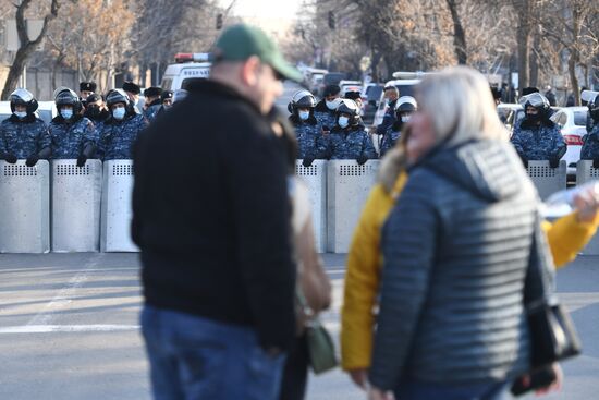 Акция протеста оппозиции в Ереване