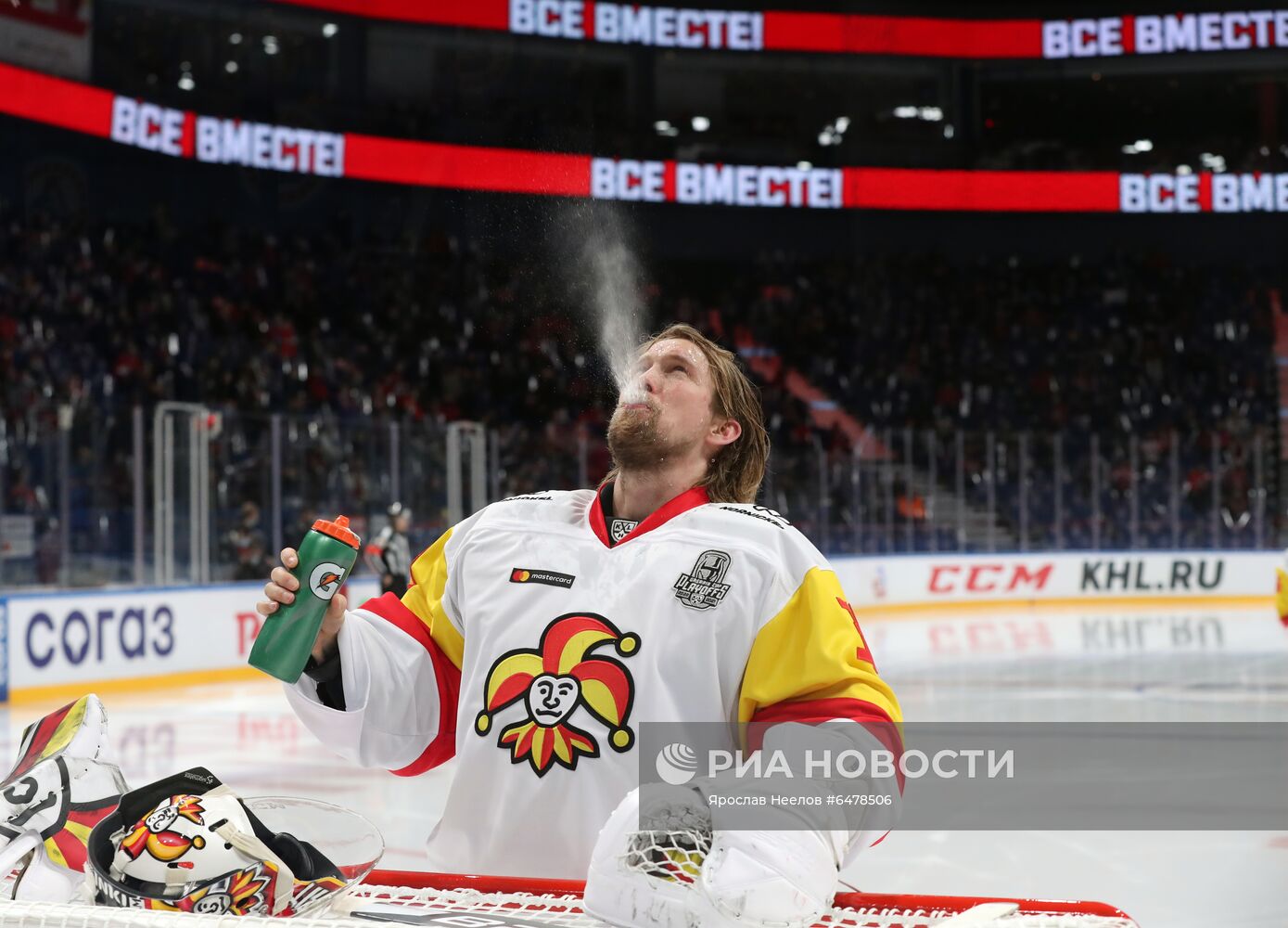 Хоккей. КХЛ. Матч "Локомотив" - "Йокерит"