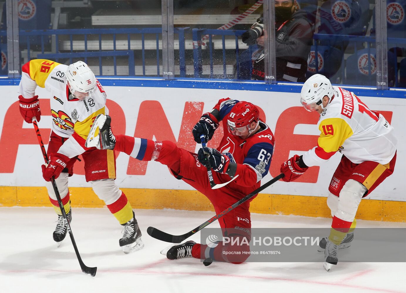 Хоккей. КХЛ. Матч "Локомотив" - "Йокерит"