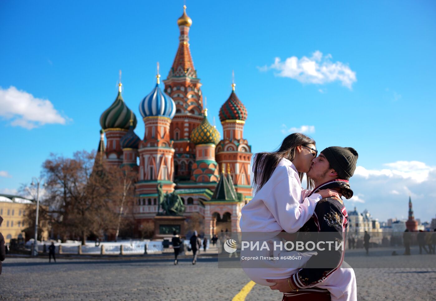 Москва накануне Международного женского дня