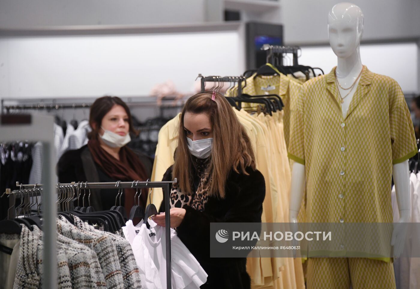 ТЦ "Европейский" в преддверии 8 марта