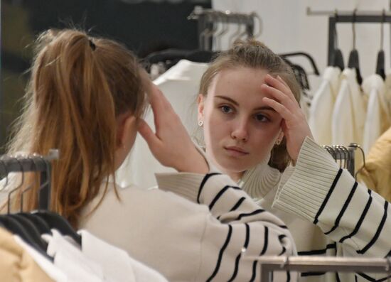 ТЦ "Европейский" в преддверии 8 марта 