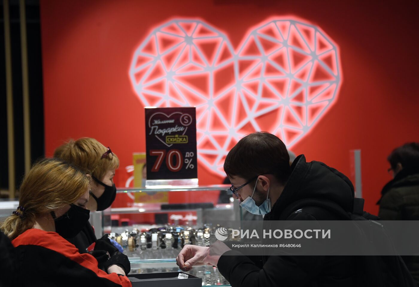 ТЦ "Европейский" в преддверии 8 марта