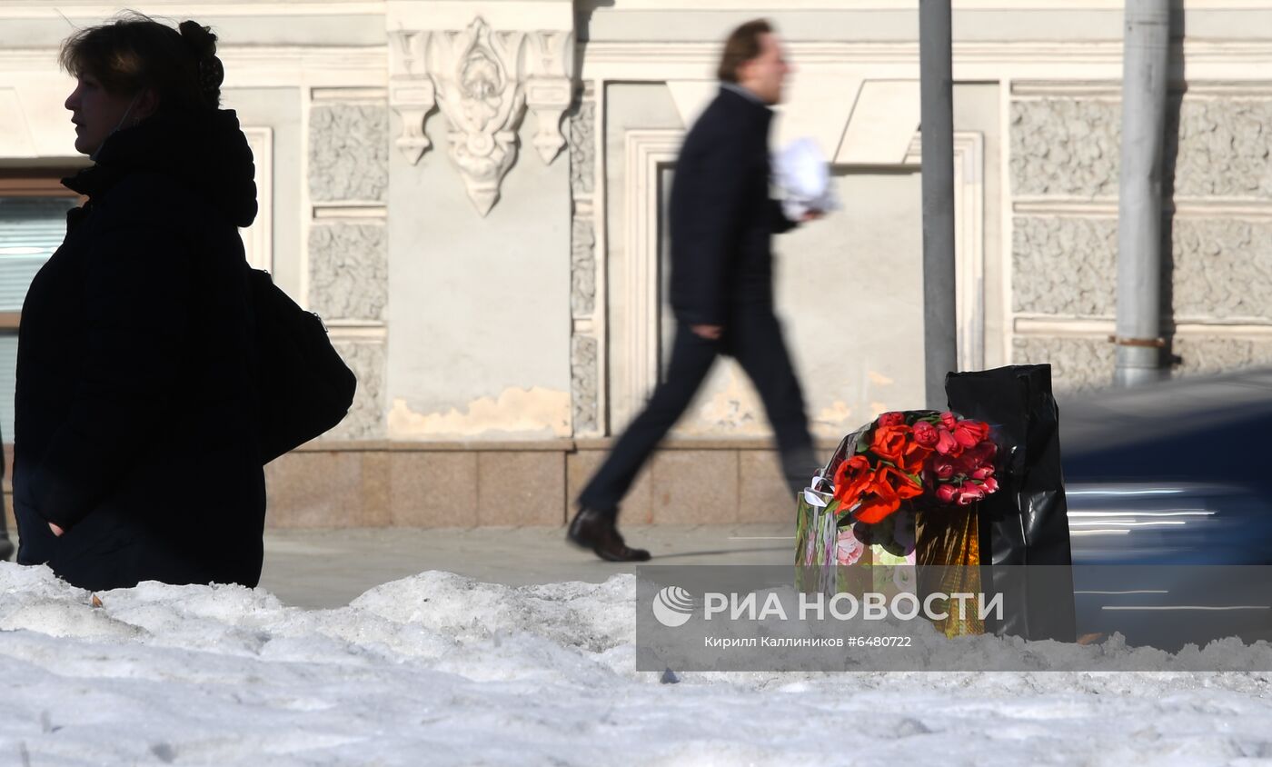 Москва накануне Международного женского дня