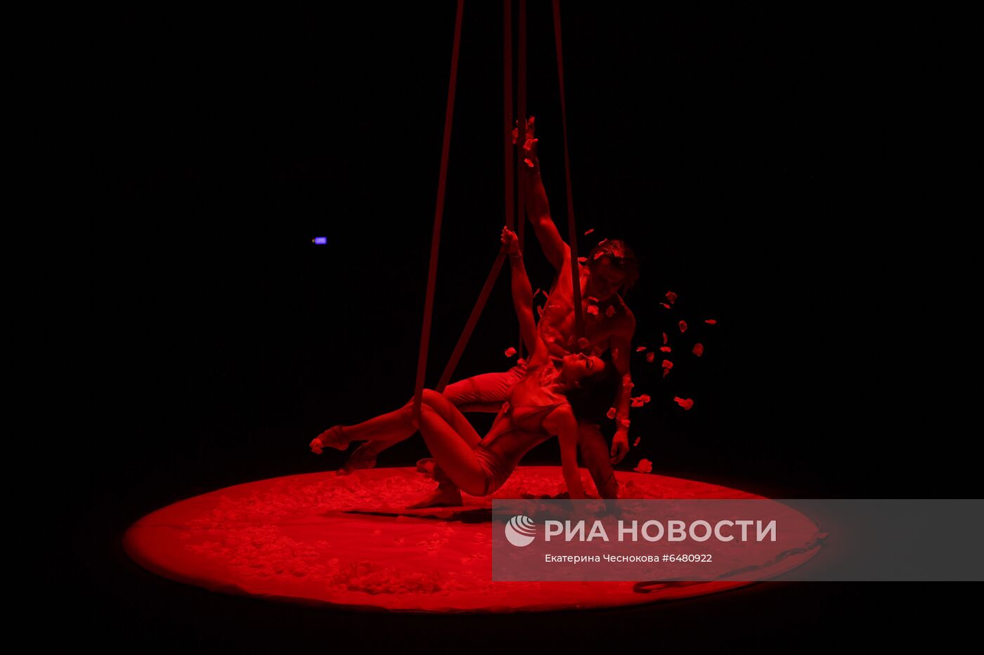 Премьера программы "Все будет хорошо!" в цирке Никулина на Цветном бульваре