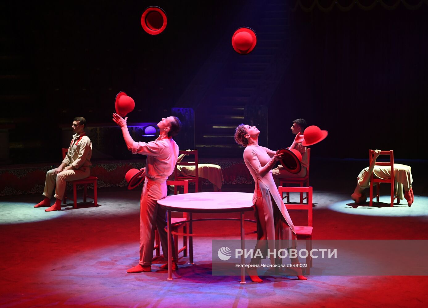 Премьера программы "Все будет хорошо!" в цирке Никулина на Цветном бульваре