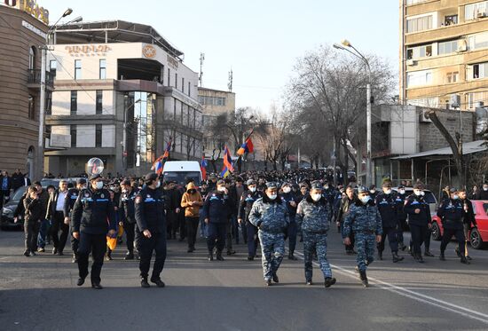 Акция протеста оппозиции в Ереване