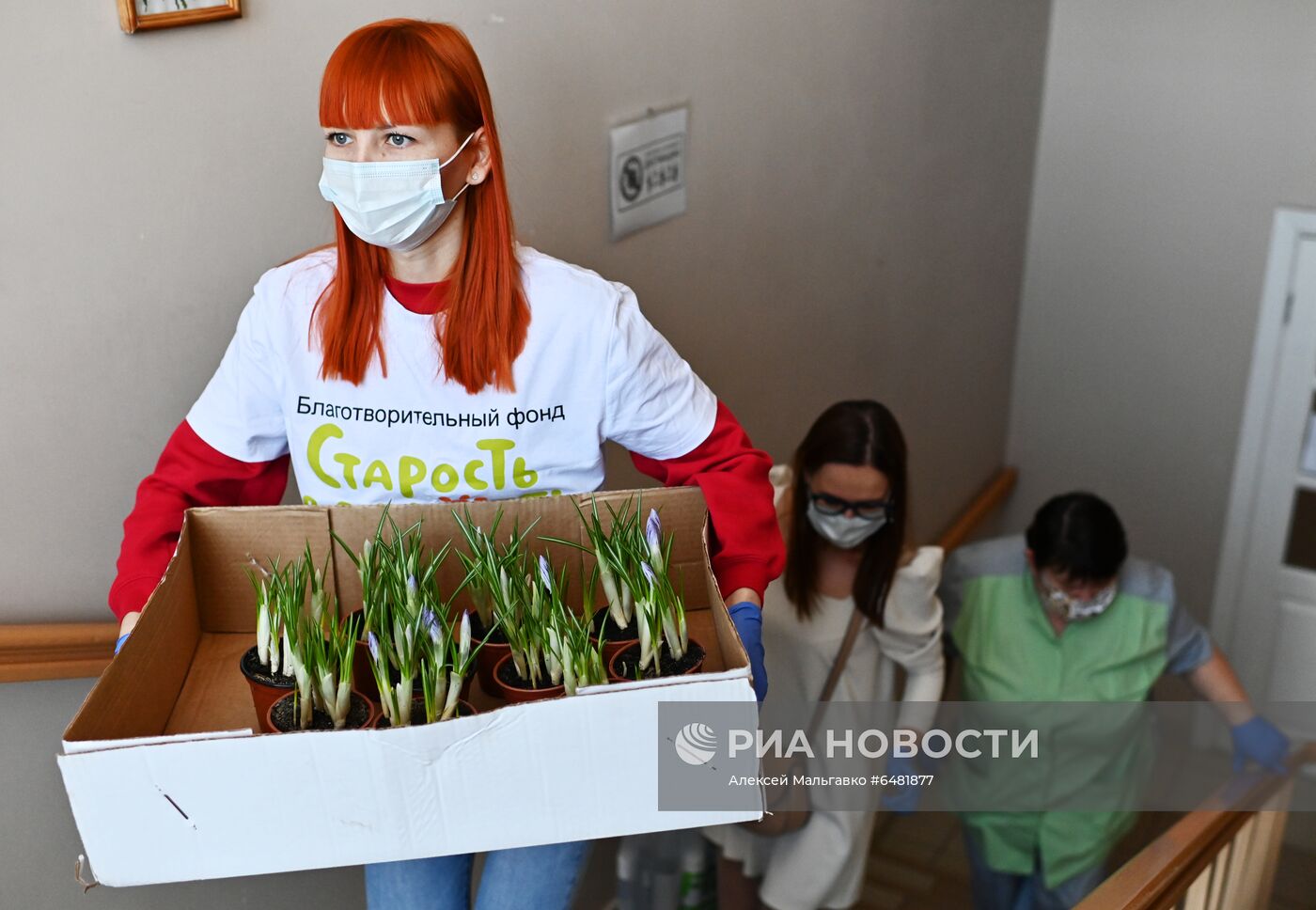 Поздравление женщин с наступающим 8 Марта