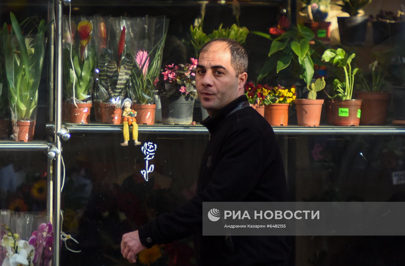 Подготовка к 8 Марта в странах ближнего зарубежья