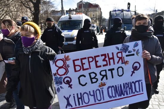 Демонстрации, посвященные Международному женскому дню, за рубежом