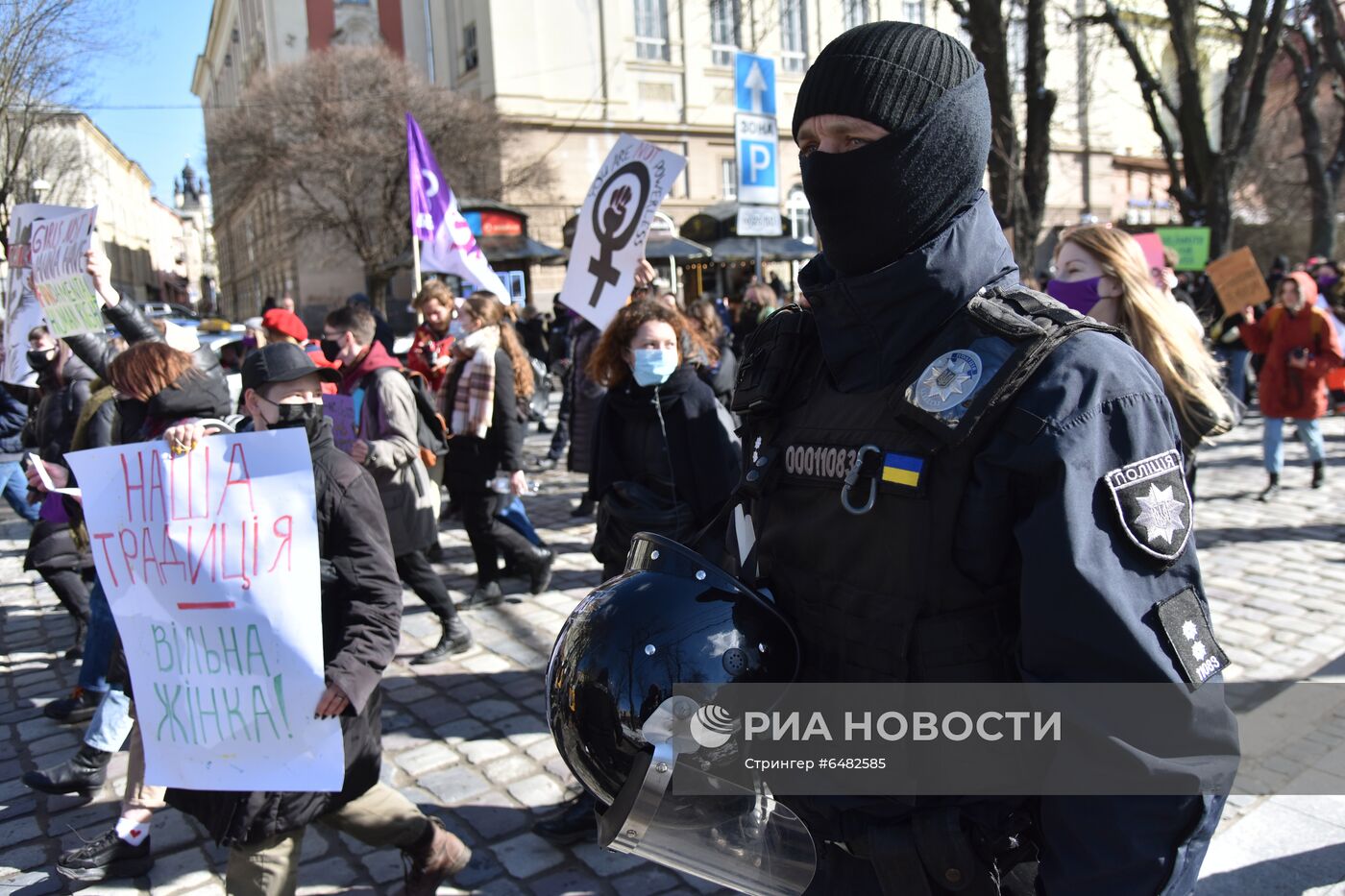 Демонстрации, посвященные Международному женскому дню, за рубежом