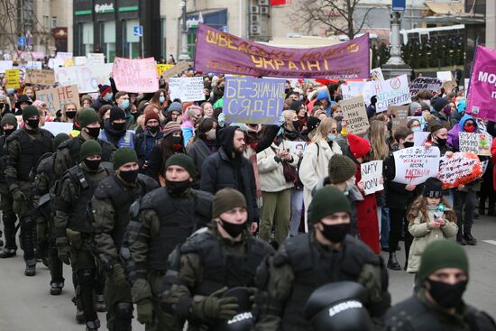 Демонстрации, посвященные Международному женскому дню, за рубежом