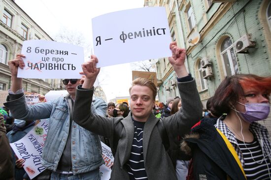 Демонстрации, посвященные Международному женскому дню, за рубежом