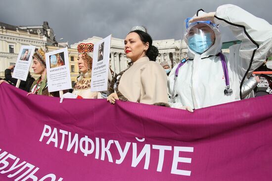 Демонстрации, посвященные Международному женскому дню, за рубежом