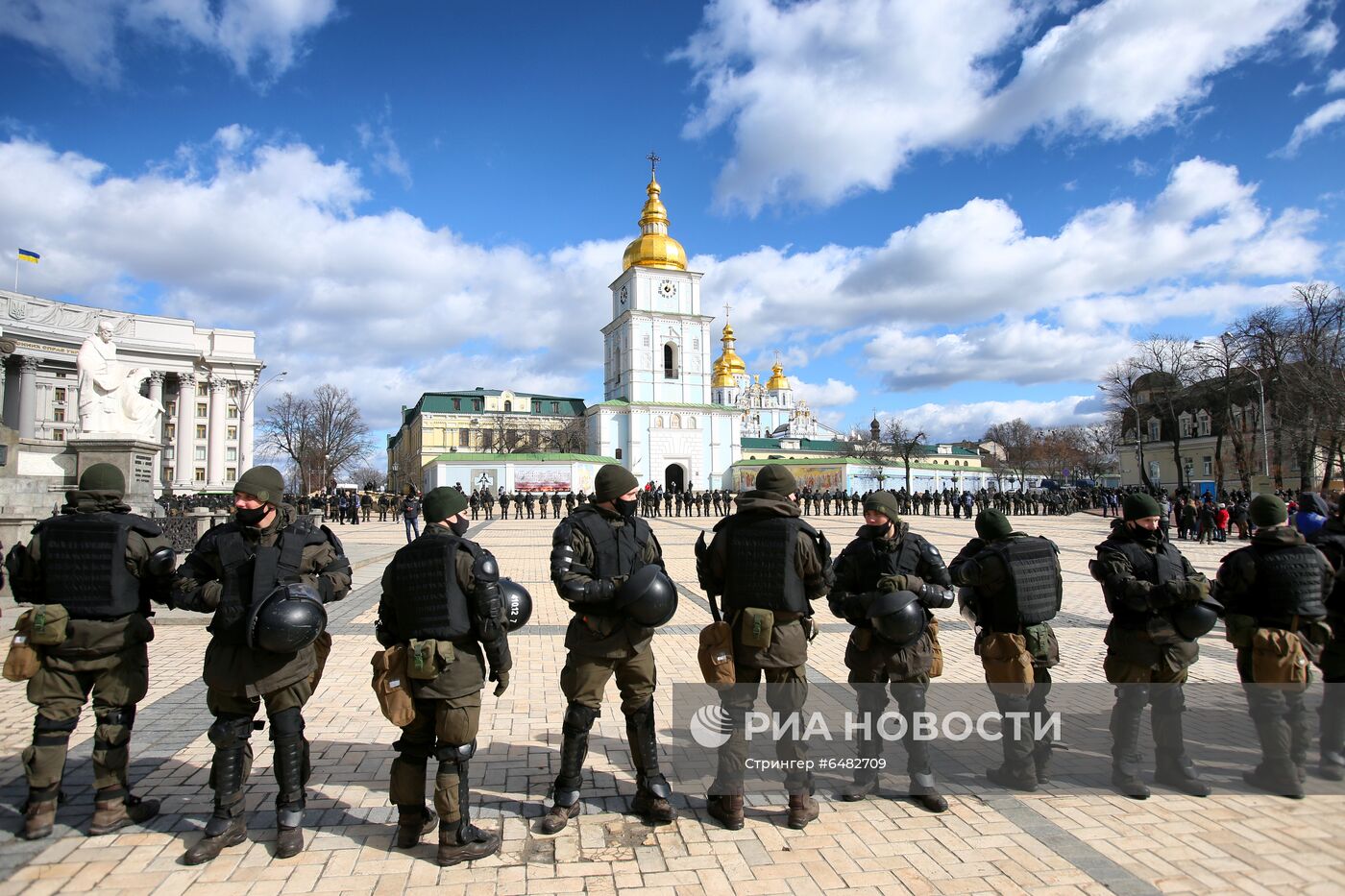 Демонстрации, посвященные Международному женскому дню, за рубежом