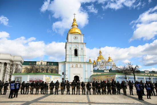 Демонстрации, посвященные Международному женскому дню, за рубежом