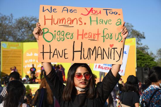 Демонстрации, посвященные Международному женскому дню, за рубежом