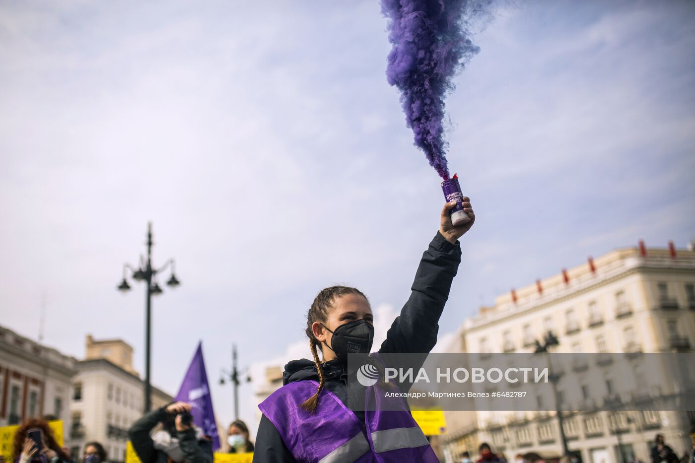 Демонстрации, посвященные Международному женскому дню, за рубежом