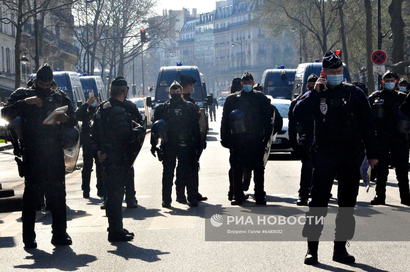 Демонстрации, посвященные Международному женскому дню, за рубежом