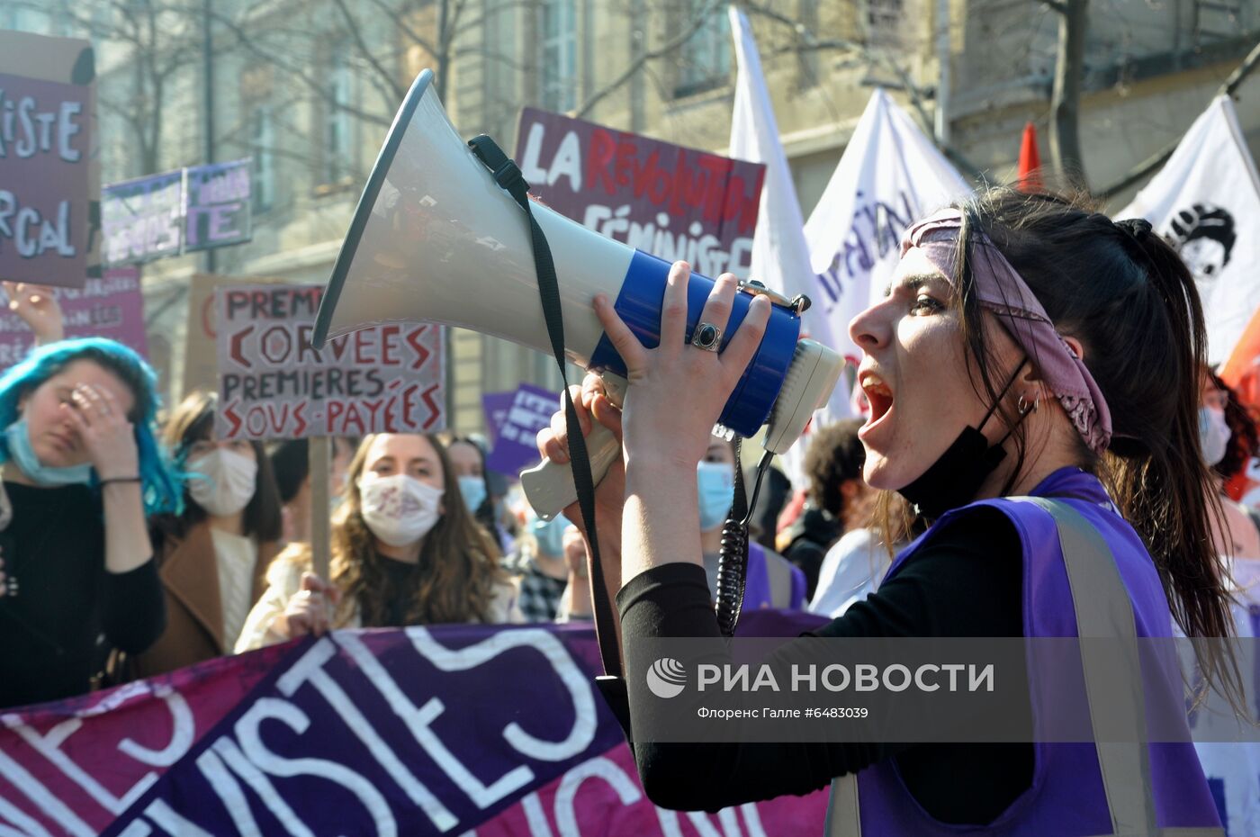 Демонстрации, посвященные Международному женскому дню, за рубежом