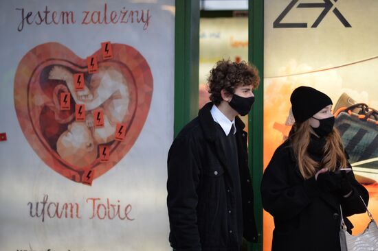 Демонстрации, посвященные Международному женскому дню, за рубежом