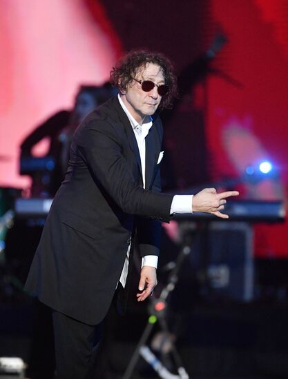 Программа "Я нравлюсь женщинам" в Crocus City Hall