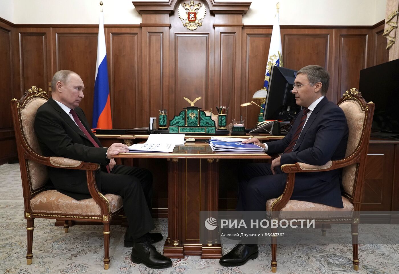 Президент РФ В. Путин встретился с министром науки и высшего образования РФ В. Фальковым