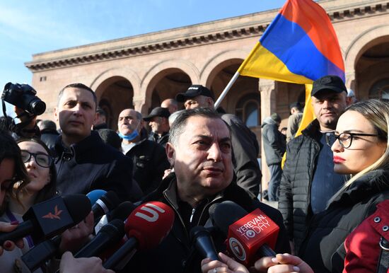 Акция протеста оппозиции в Ереване 