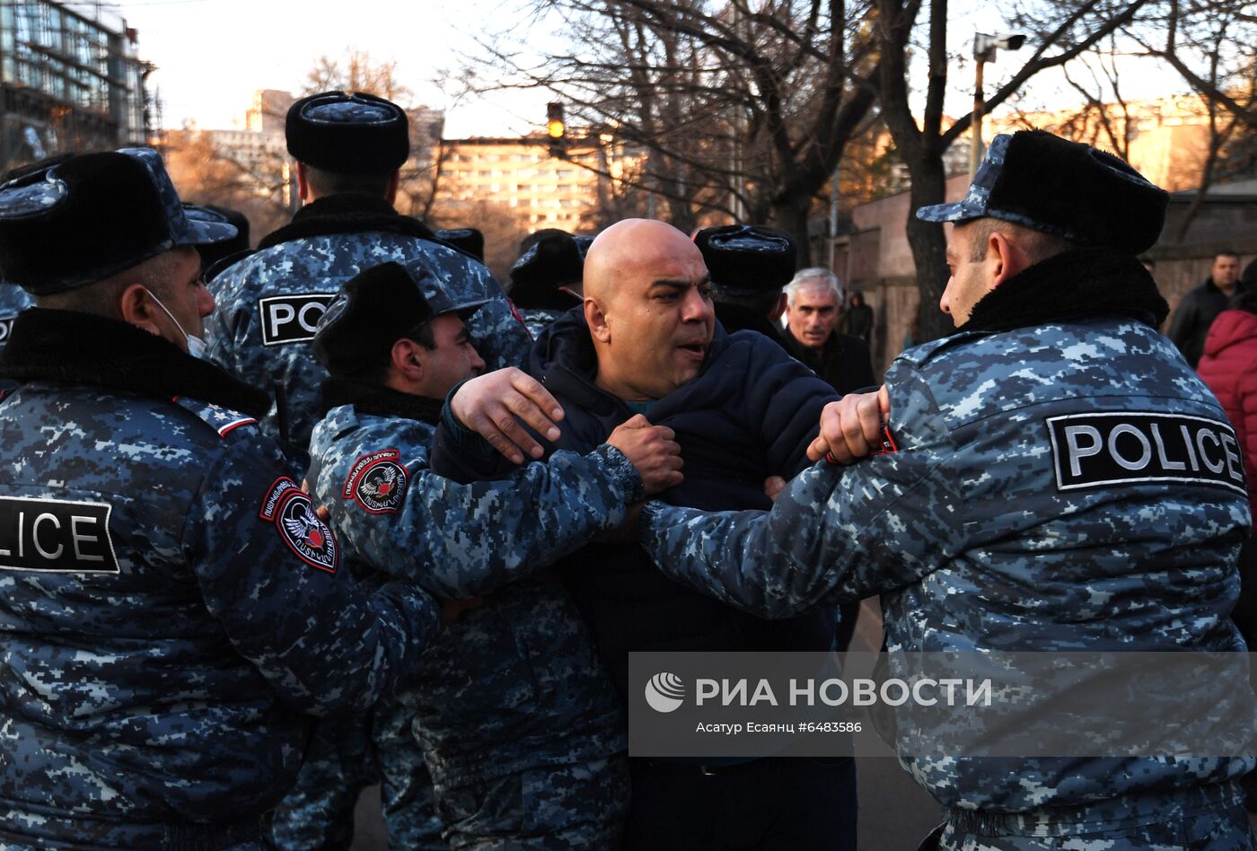 Акция протеста оппозиции в Ереване