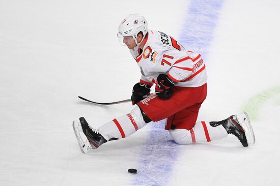 Хоккей. КХЛ. Матч "Авангард" - "Автомобилист"