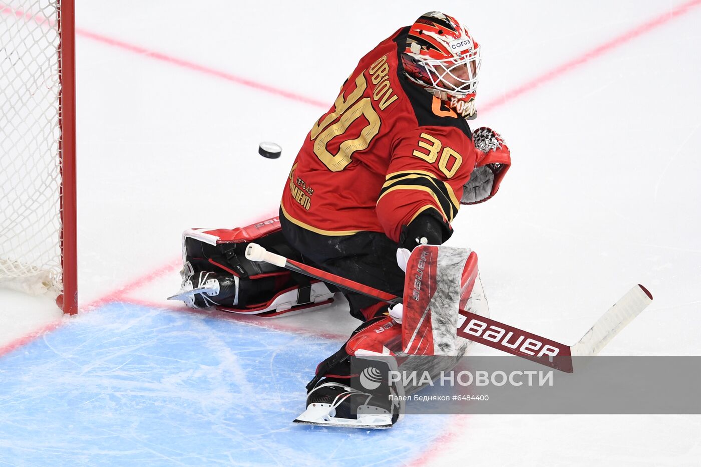 Хоккей. КХЛ. Матч "Авангард" - "Автомобилист"