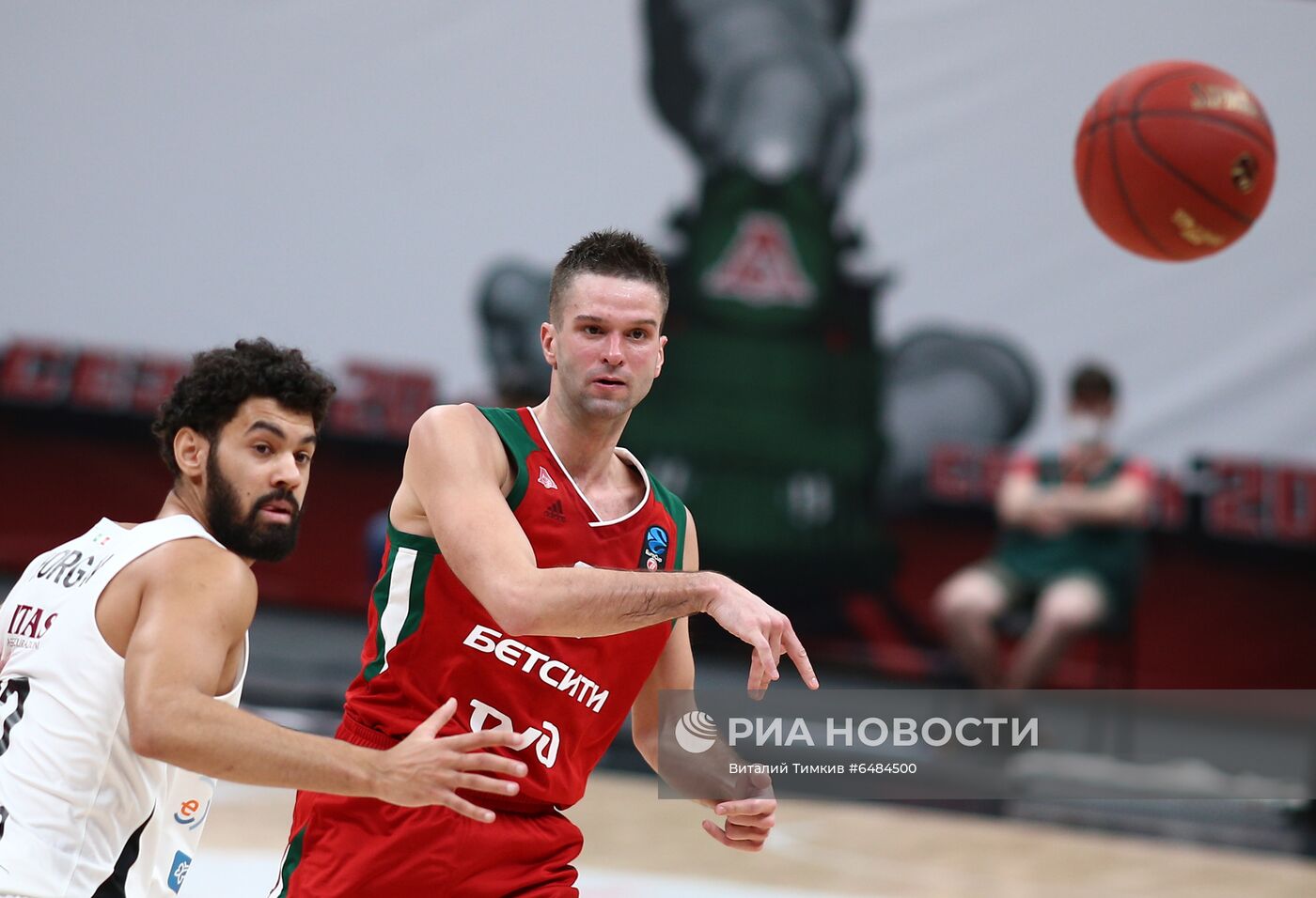 Баскетбол. Кубок Европы. Матч "Локомотив-Кубань" - "Тренто"