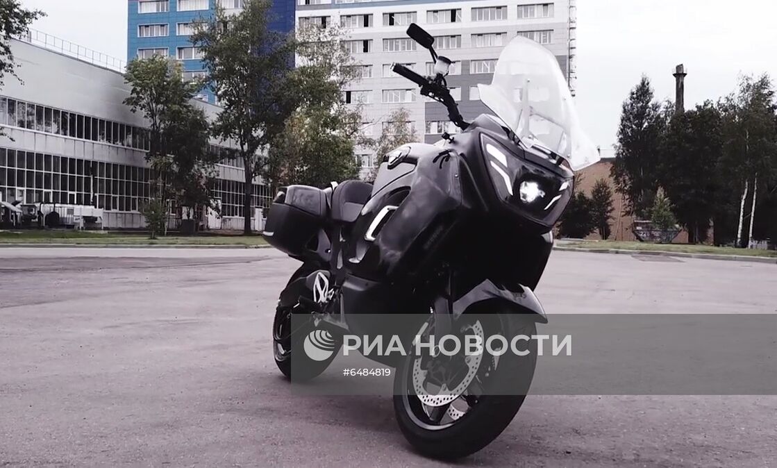 Первый прототип электрического мотоцикла Aurus