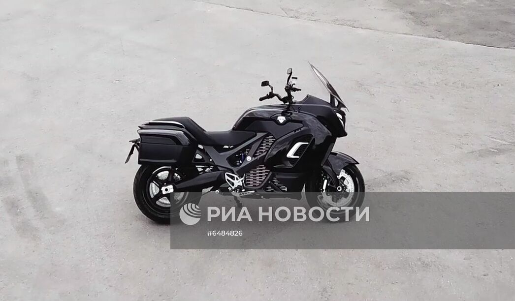 Первый прототип электрического мотоцикла Aurus