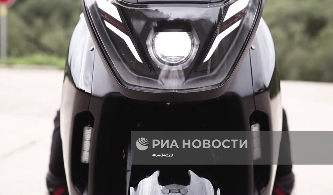 Первый прототип электрического мотоцикла Aurus