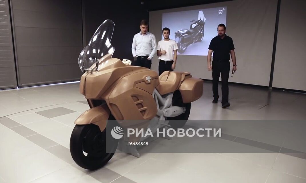 Первый прототип электрического мотоцикла Aurus