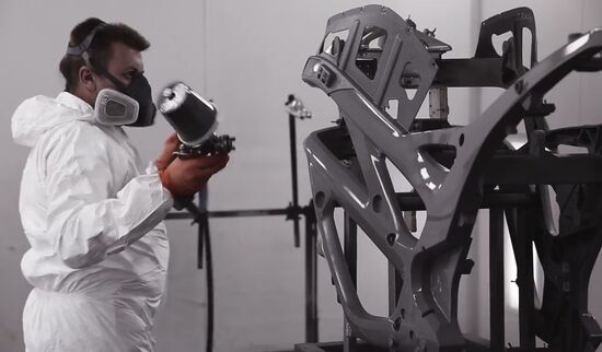 Первый прототип электрического мотоцикла Aurus