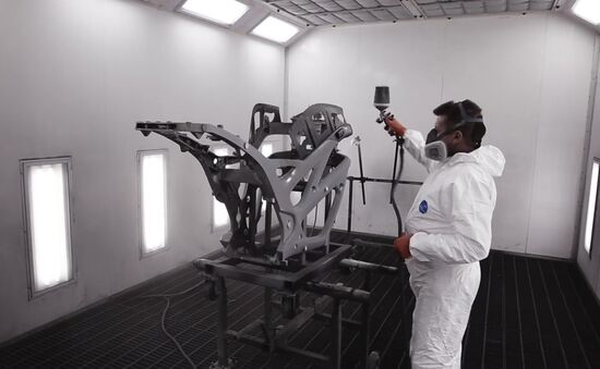 Первый прототип электрического мотоцикла Aurus