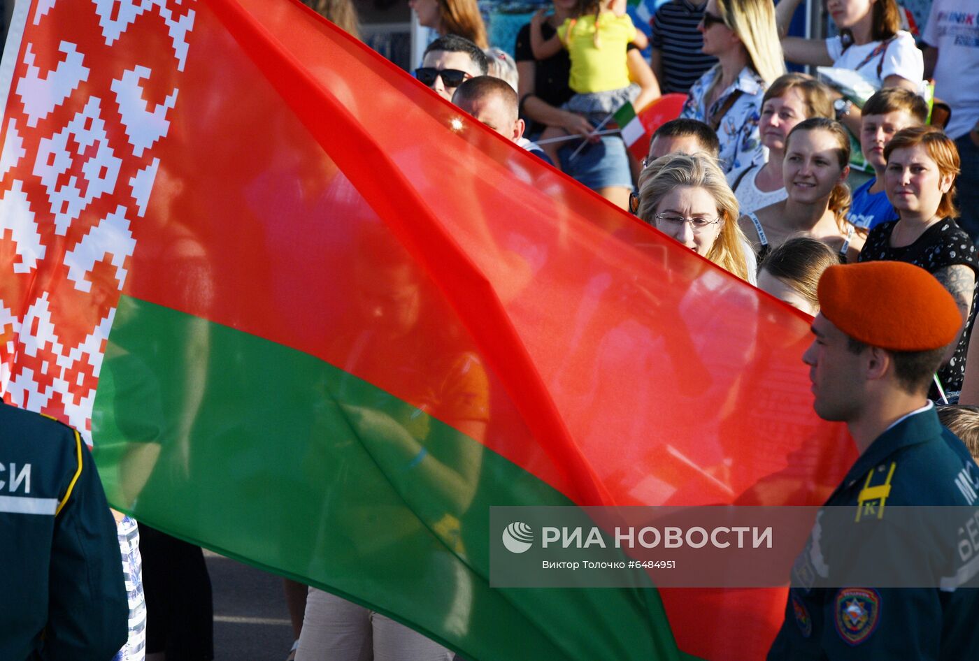 Награждение белорусских легкоатлетов, успешно выступивших на II Европейских играх