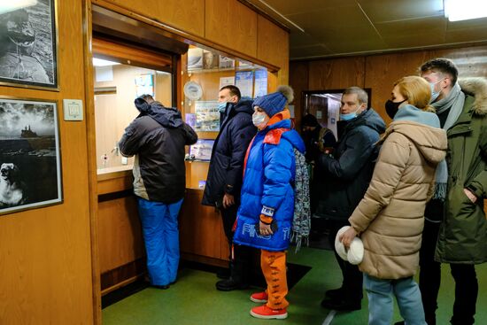 Возобновление экскурсий на ледоколе "Ленин" в Мурманске